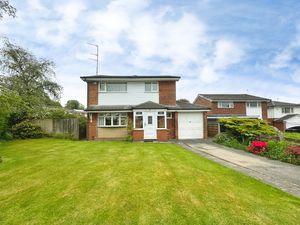 Front Of Property - click for photo gallery